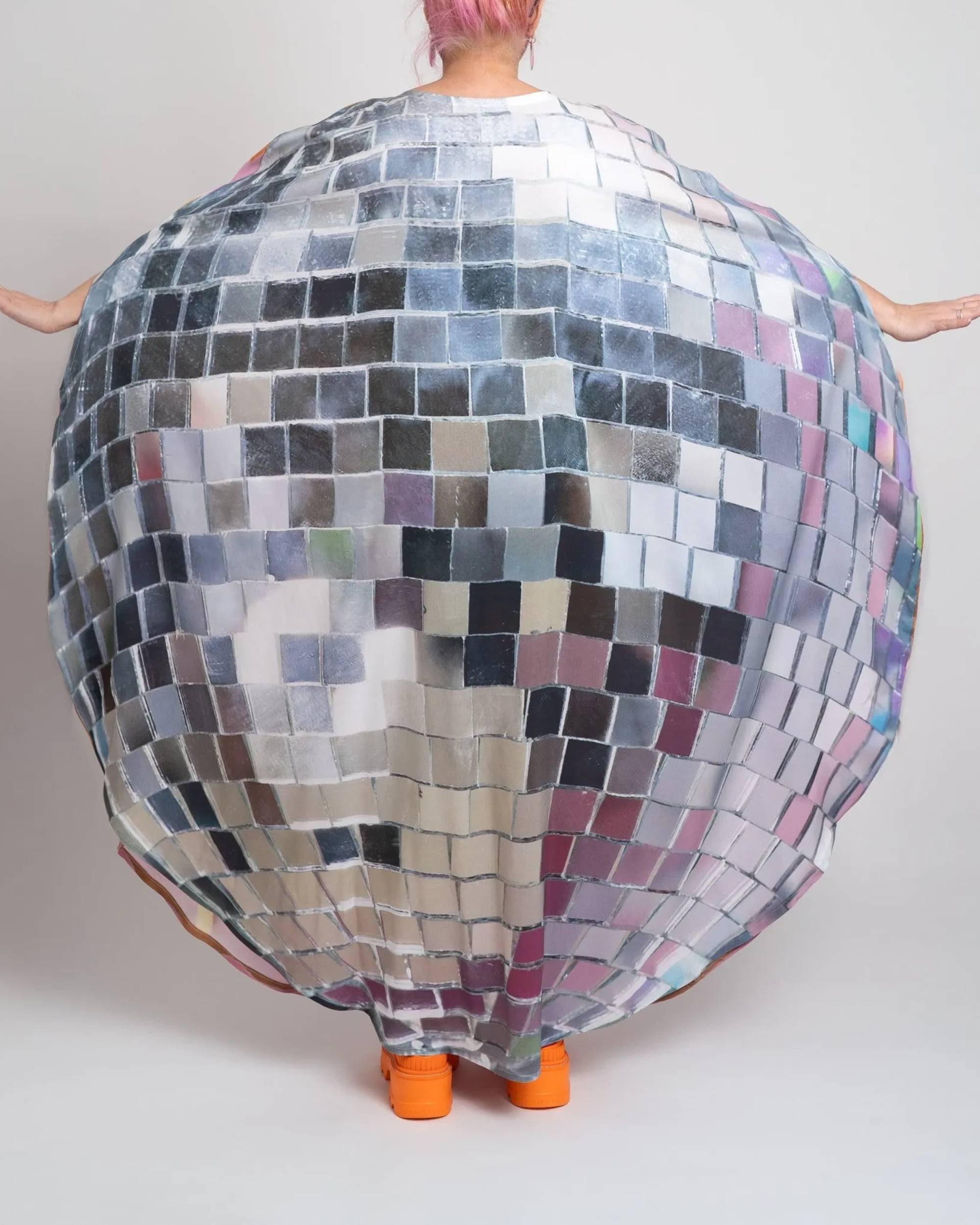 ROUND-ABOUTS: Disco Dress