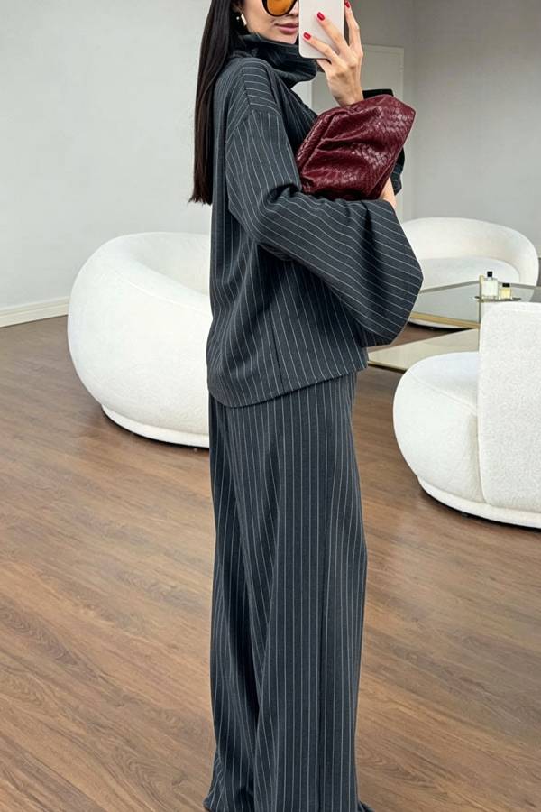 High Level Striped High Neck Long Slit Sleeve Top and Elastic Waist Pocket Loose Pants Set