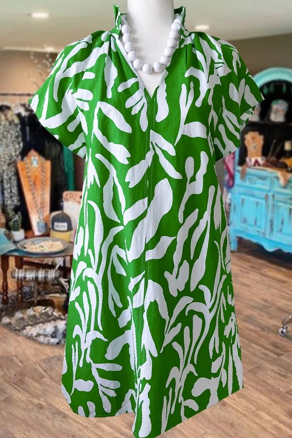 Mini-robe à volants et manches courtes à imprimé abstrait