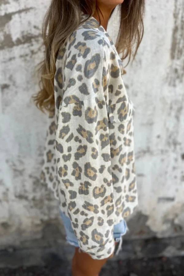 Elegant printed long-sleeve shirt