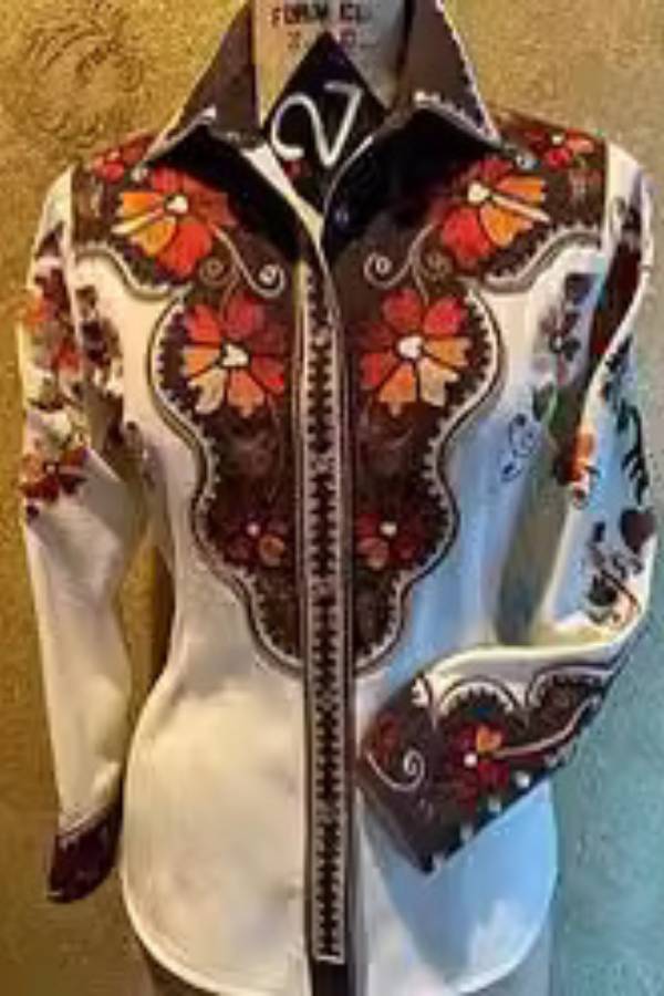 Hauts imprimés pour femmes