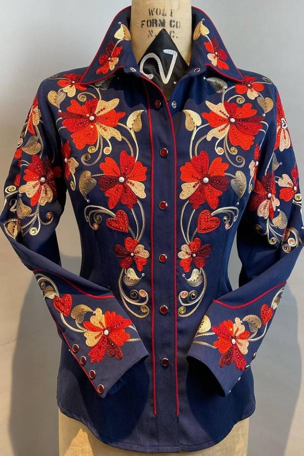 Hauts imprimés pour femmes