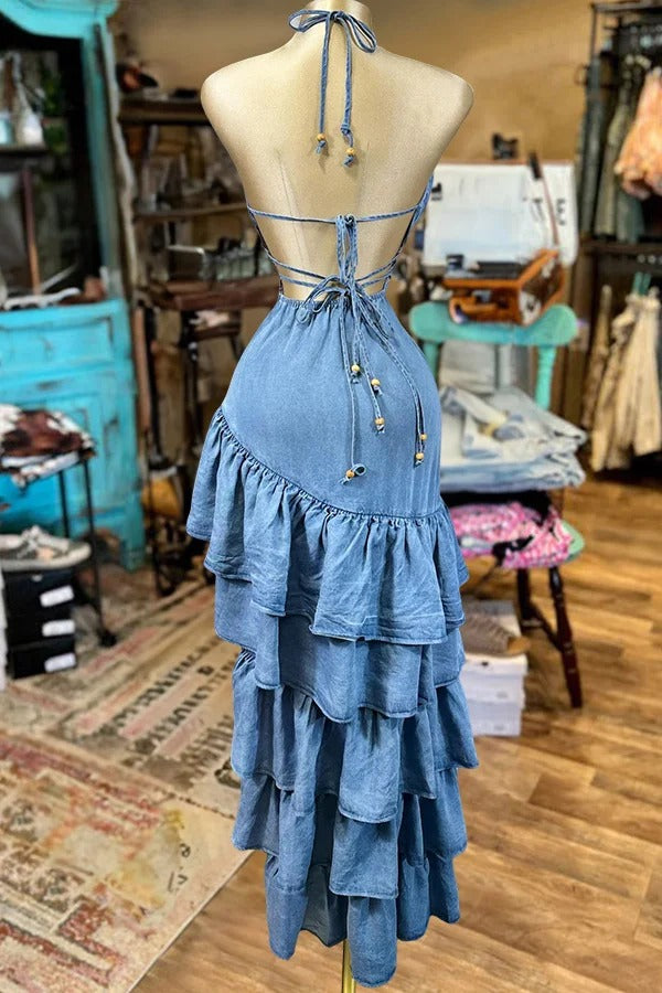 Robe asymétrique à volants et découpes dos nu