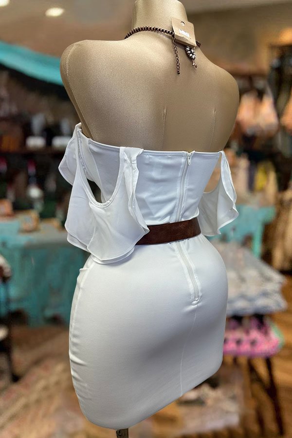 Wunderschönes schulterfreies Minikleid mit Rüschenärmeln