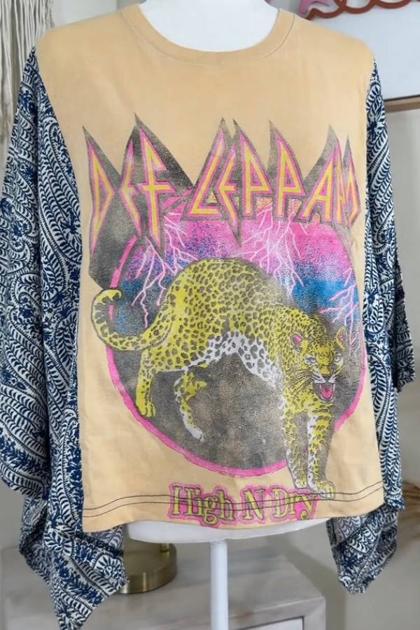 Def Leppard Leopard Paisley Band Tee