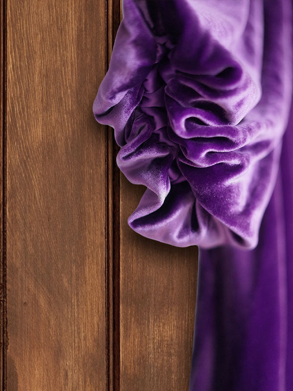 VINTAGE-SAMT-TOP MIT V-AUSSCHNITT IN LILA