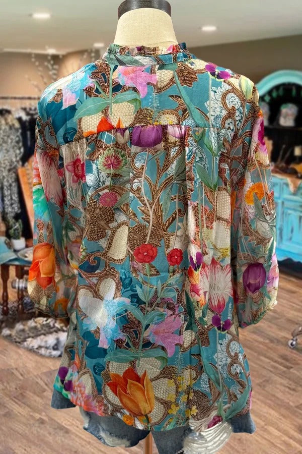 Haut à manches trois-quarts boutonné à imprimé floral coloré
