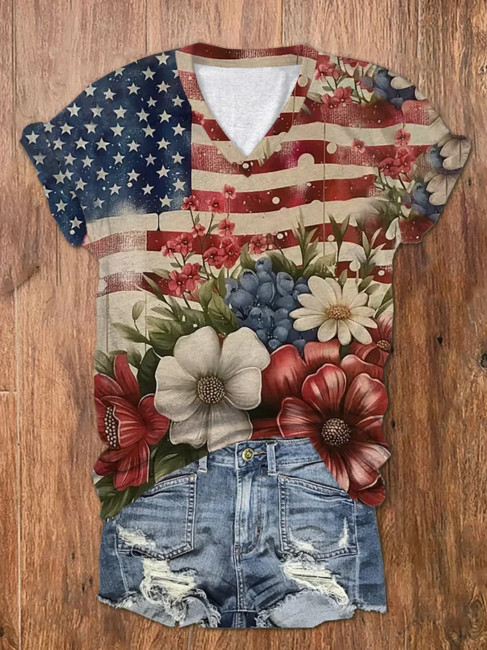 Women's Independence Day Flower Print T-Shirt