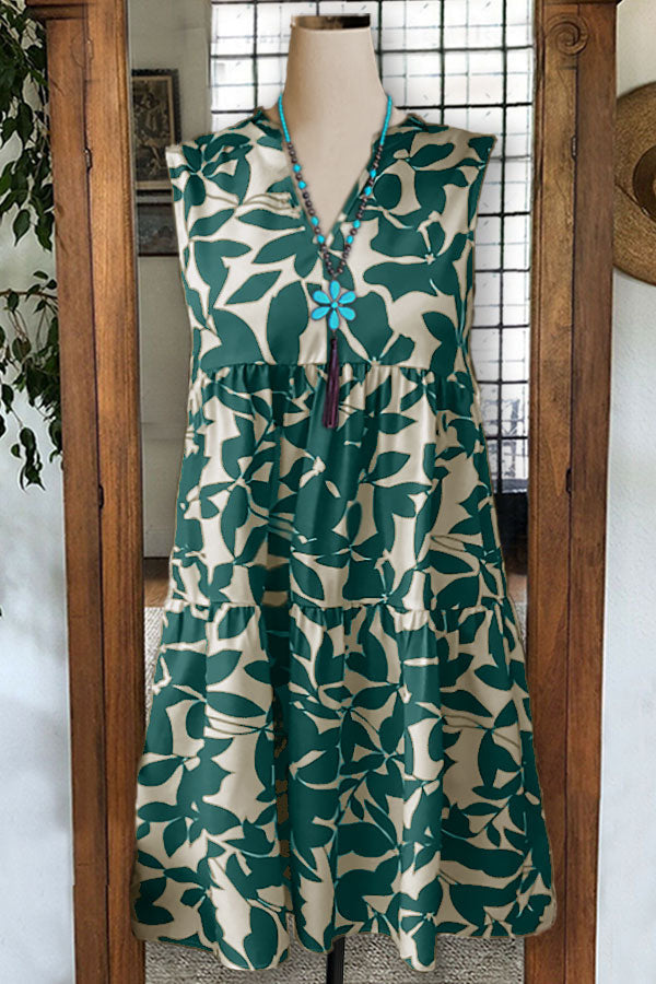 Robe plissée à col en V et imprimé bohème