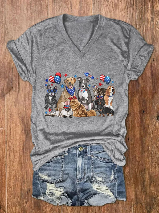 T-shirt col V imprimé chien pour femme, fête de l'indépendance