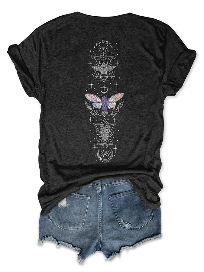 Damen-T-Shirt mit V-Ausschnitt und „Cicada Reunion Summer 2024“-Print