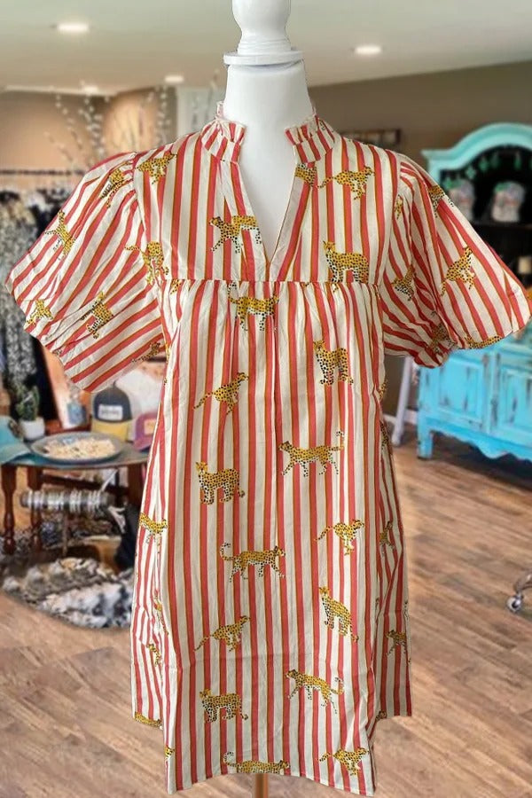 Gestreiftes Minikleid mit Leopardenmuster, V-Ausschnitt und Puffärmeln