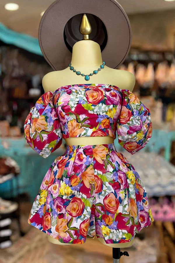 Costume à manches bouffantes imprimé rétro