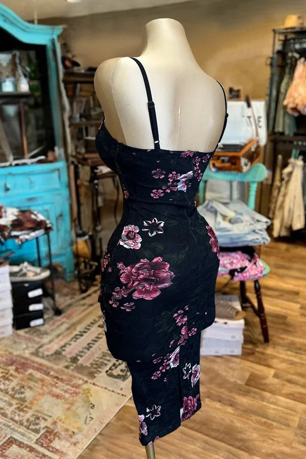 Wunderschönes Spitzenkorsett-Blumenkleid