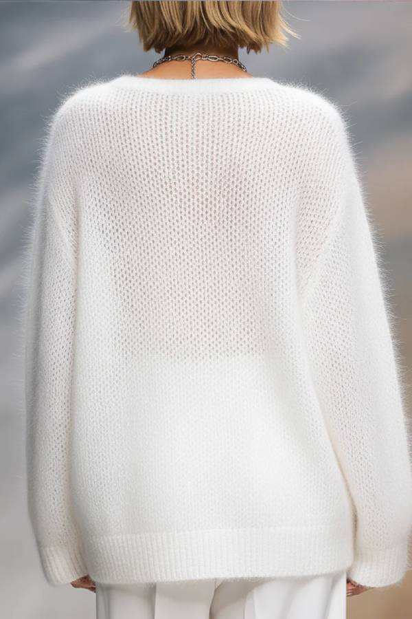 Elegant Solid Color Round Neck Loose Pullover Sweater