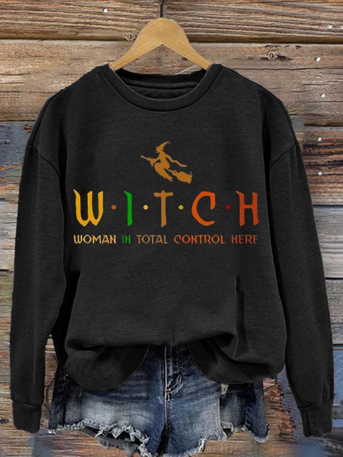 Women's Witch Woman In Total Control Herself Powherful Print T-Shirt