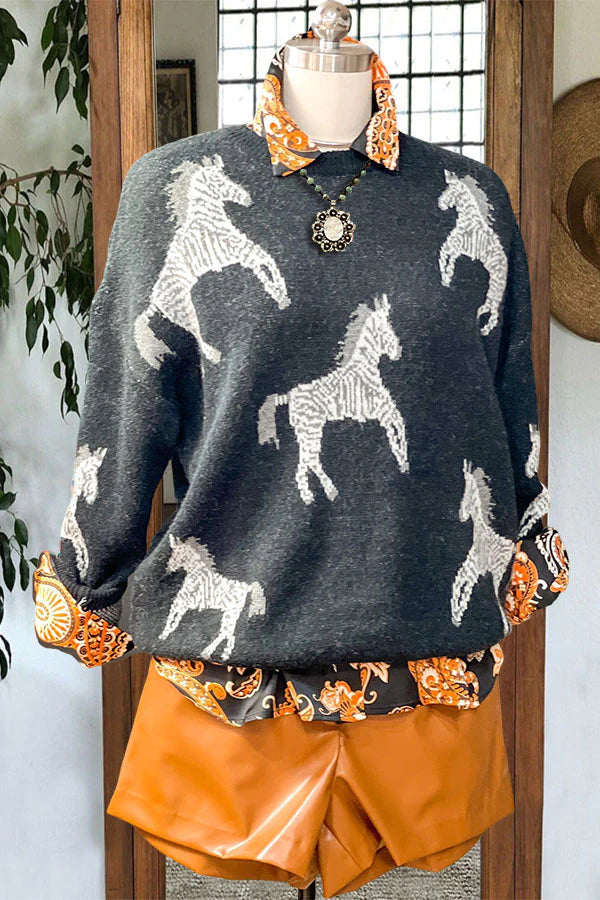 Rundhalspullover mit Zebra-Print