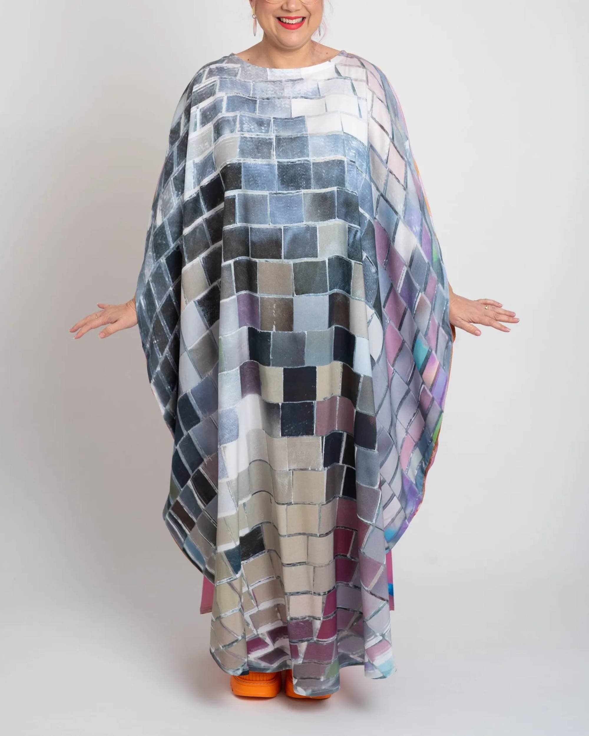 ROUND-ABOUTS: Disco Dress
