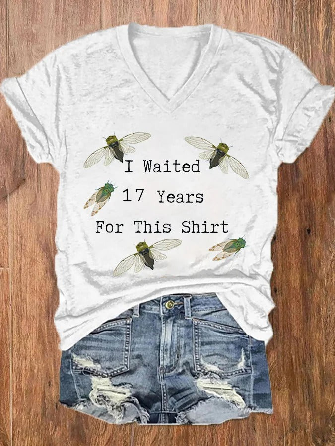 Women's Funny Cicada The Great Cicada Comeback Tour 2024 V-Neck Tee