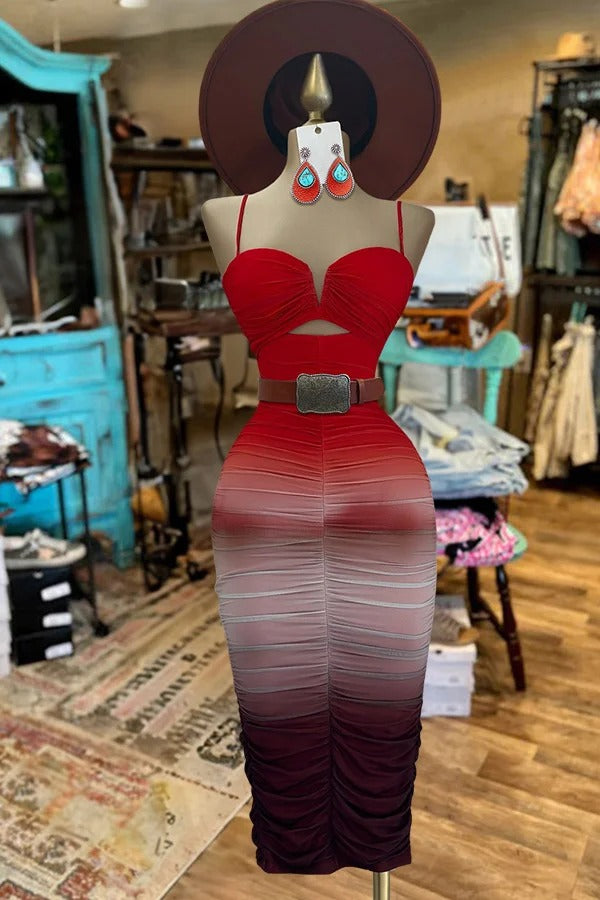 Robe fendue ajourée dégradée