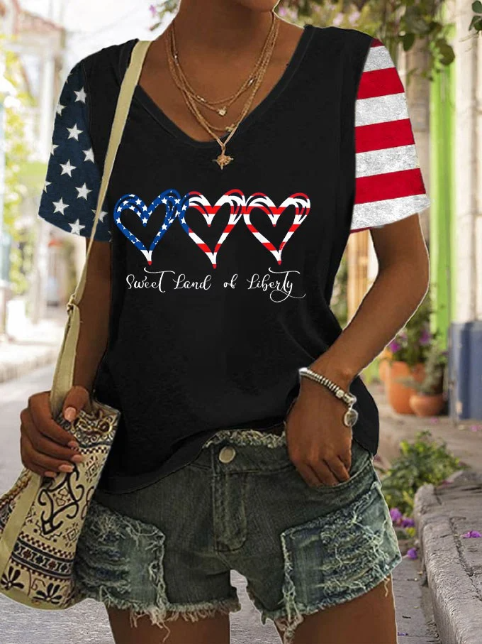 T-shirt col V imprimé drapeau Sweet Land of Liberty pour femme pour la fête de l'indépendance