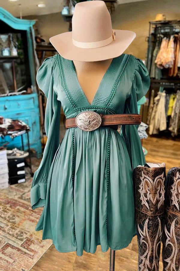 Robe femme à manches longues et col en V et manches bouffantes