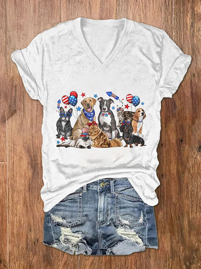 T-shirt col V imprimé chien pour femme, fête de l'indépendance