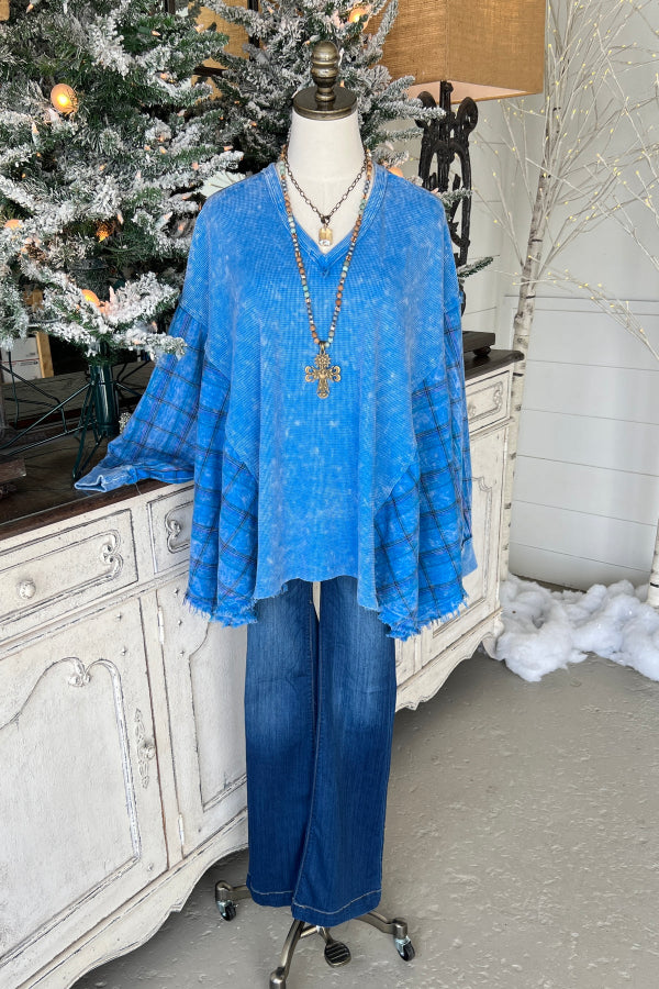 Multicolor plaid asymmetric V-neck T-shirt