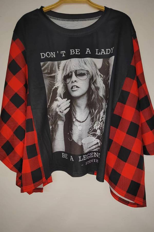 Legendary Figure Red-Black Plaid Top