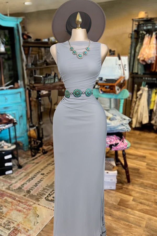 Elegantes ärmelloses gerafftes Kleid