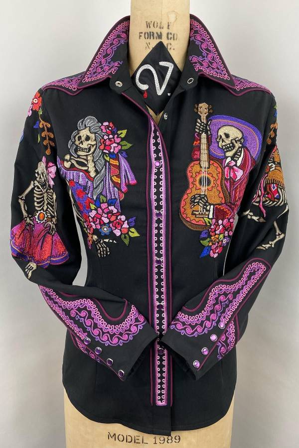 Hauts imprimés pour femmes