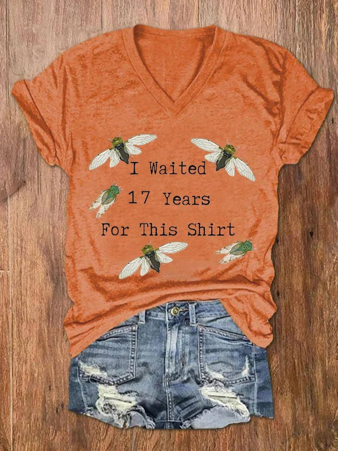 Women's Funny Cicada The Great Cicada Comeback Tour 2024 V-Neck Tee