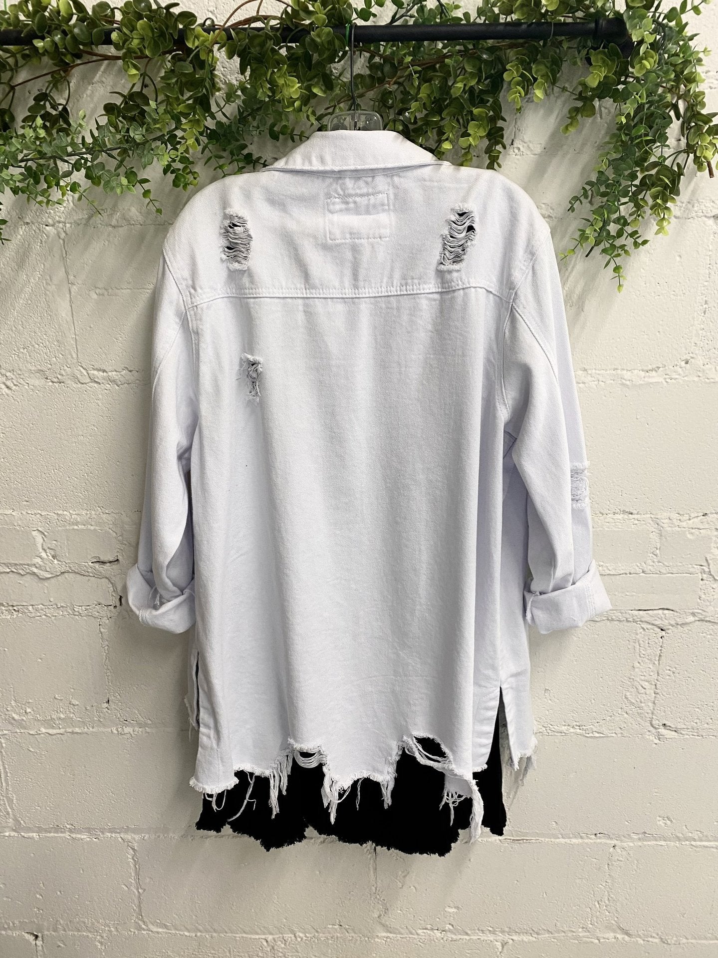 Ripped Holes Frayed Hem Denim Jacket
