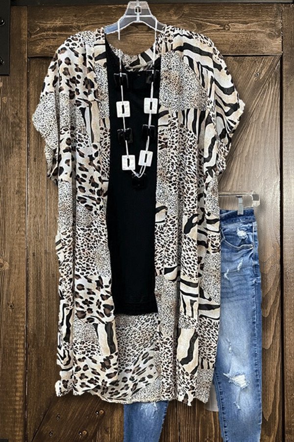 Lockere Strickjacke mit Leopardenmuster
