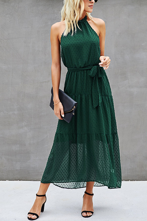 Trägerloses Neckholderkleid