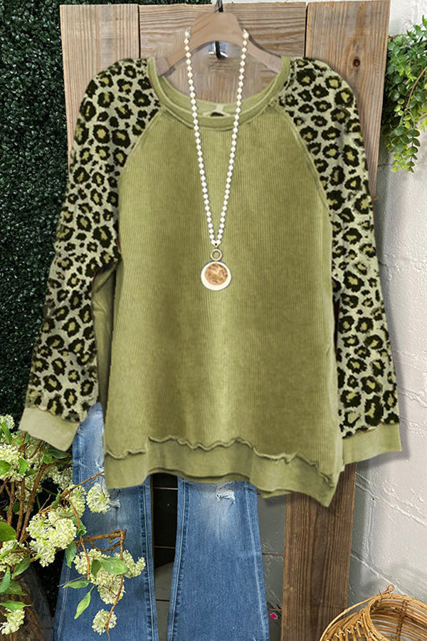 Vintage Leopard Sleeve Patchwork Textured Sweatshirt
