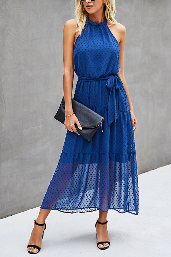 Trägerloses Neckholderkleid