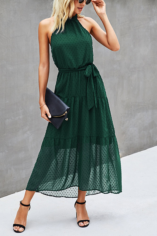 Trägerloses Neckholderkleid