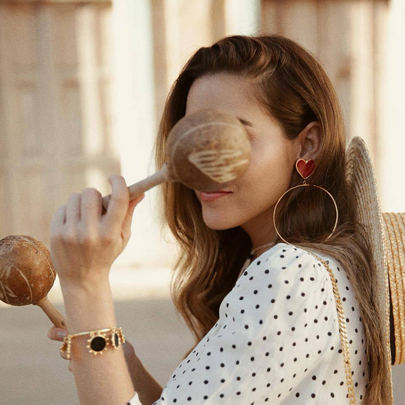 Große runde Love-Ohrringe