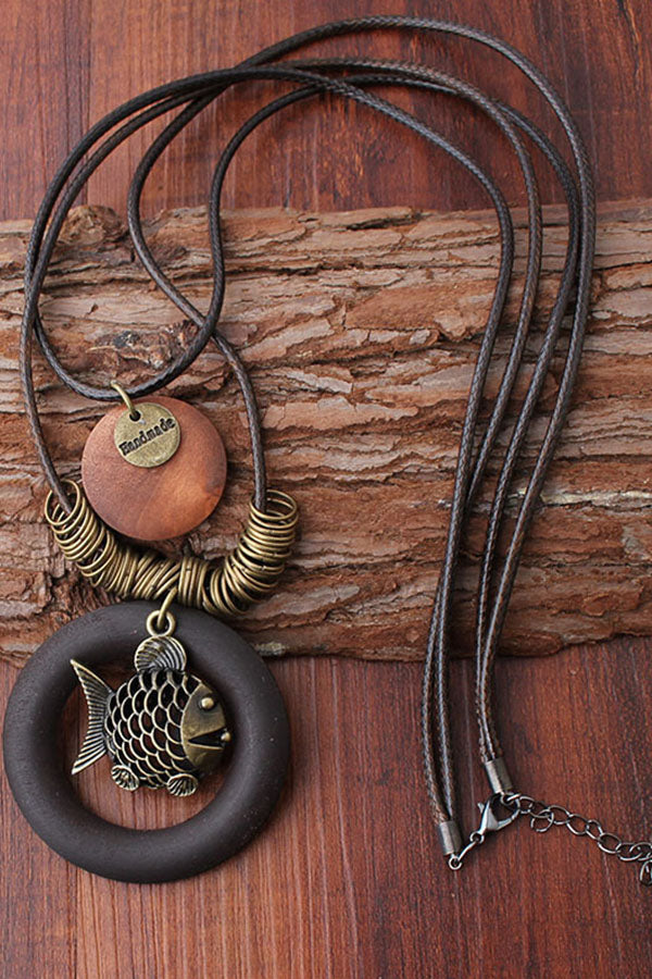 collier de poisson découpé chaîne de pull