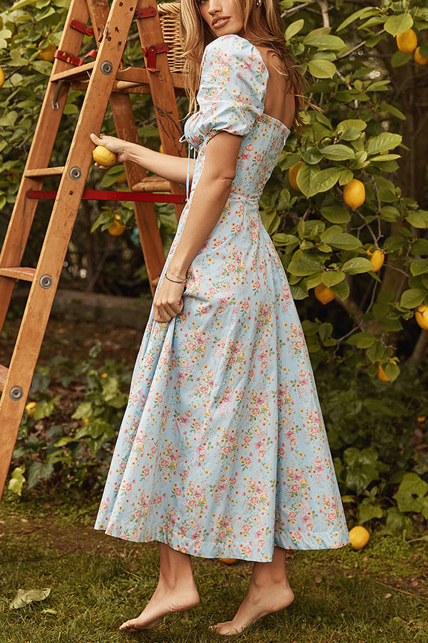 Tiana Madi-Kleid mit Puffärmeln und seitlichem Schlitz