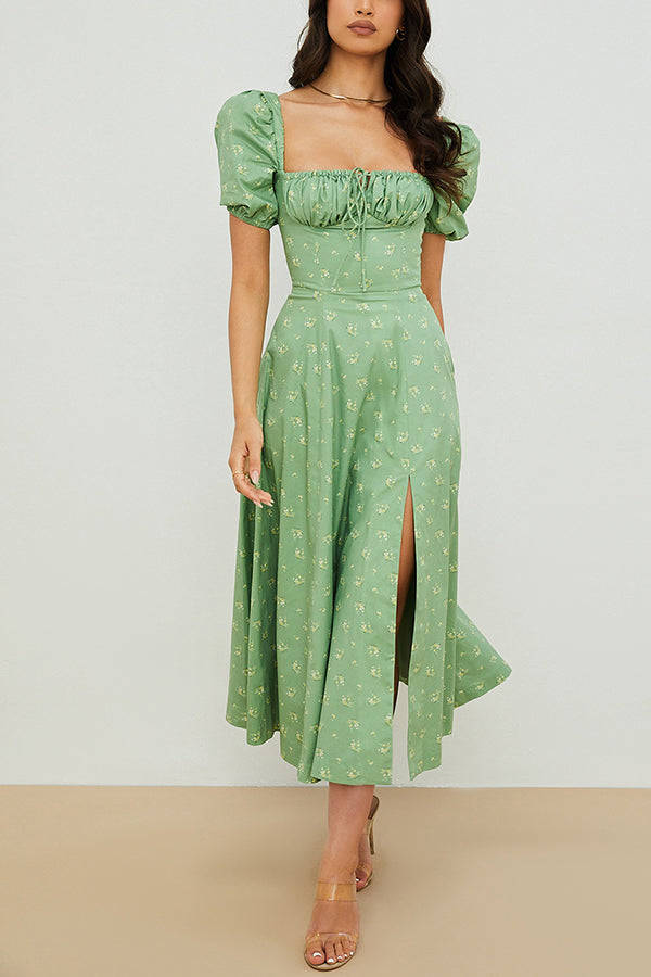Tiana Madi-Kleid mit Puffärmeln und seitlichem Schlitz