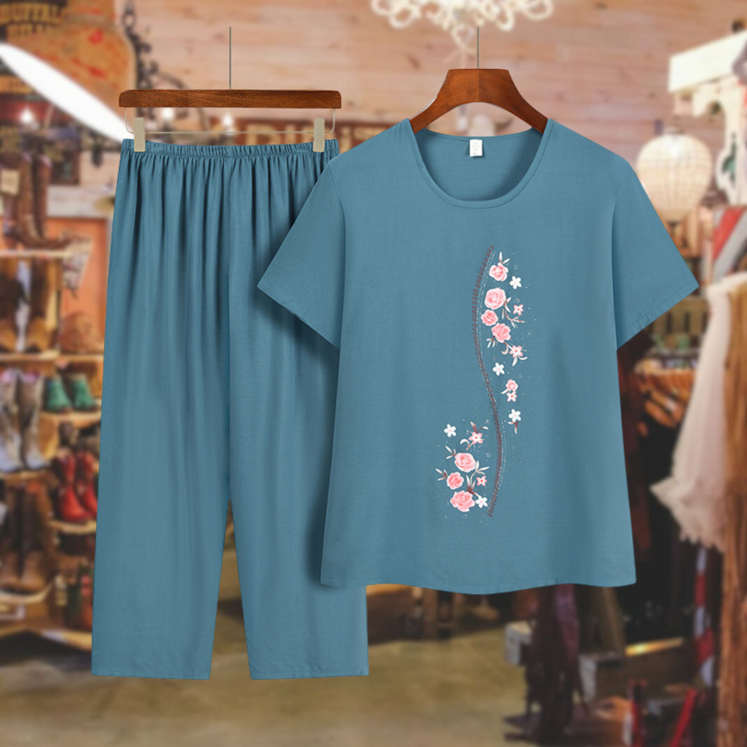 Round neck printed short-sleeved suit, loose and casual