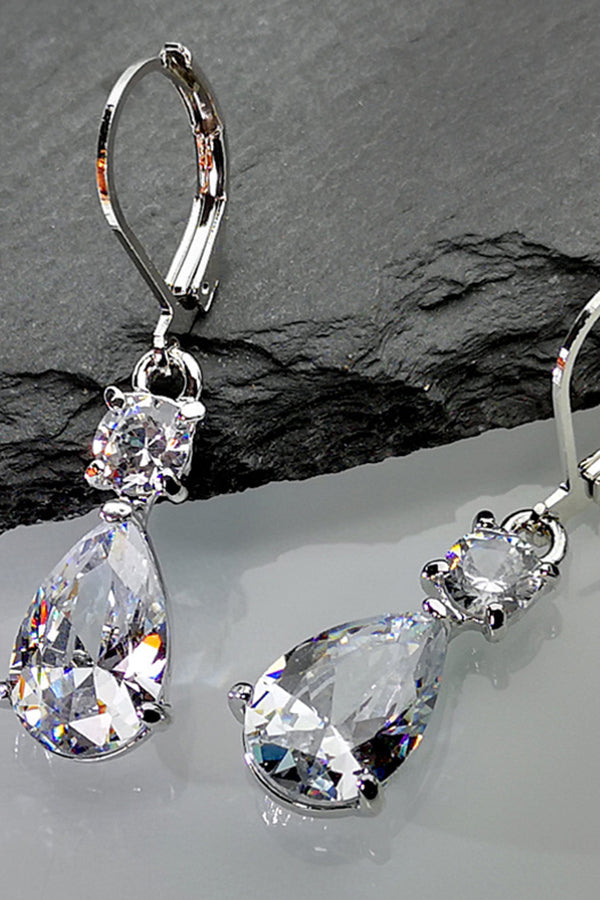 Boucles d'oreilles en zircon en forme de goutte