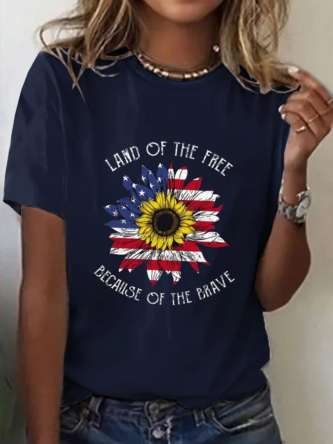 Women's Land Of The Free Because Of The Brave Print Casual T-Shirt