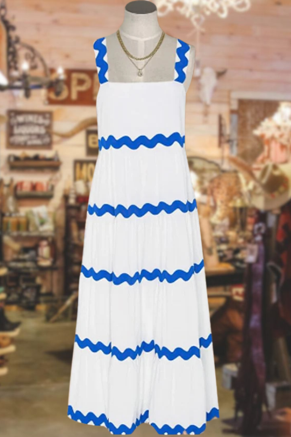 Color Block Wave Trim Maxi Dress