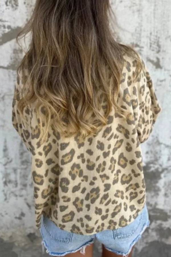 Elegant printed long-sleeve shirt