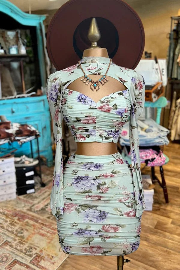 Pretty Floral Print Cut-Out Long-Sleeved Dress