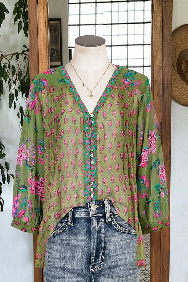 Chiffon Floral Panel Graphic Print V-neck Top