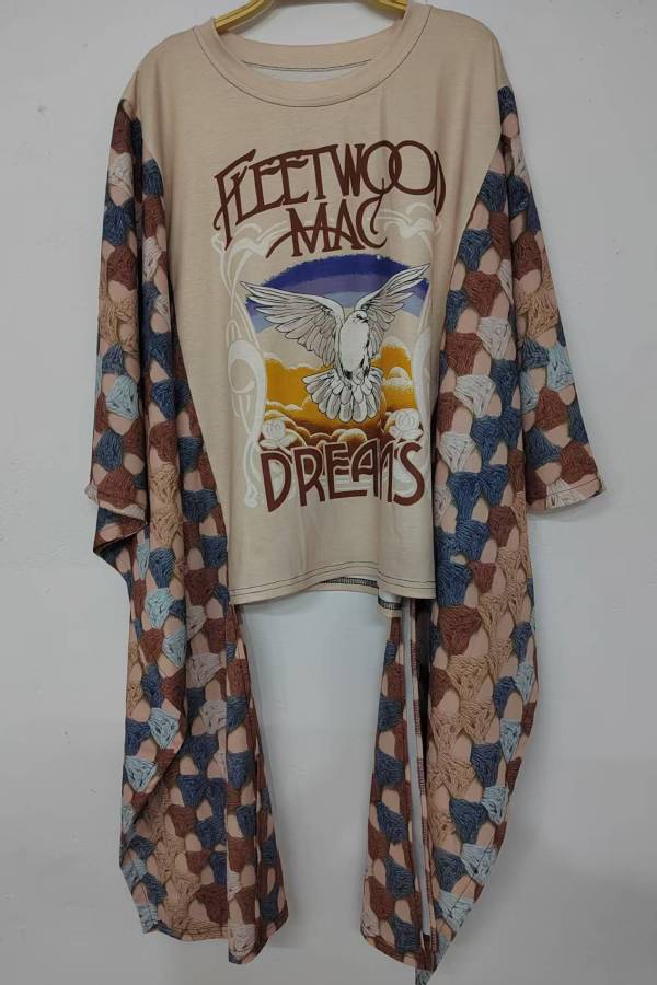 Fleetwood Dreams Sleeve Top